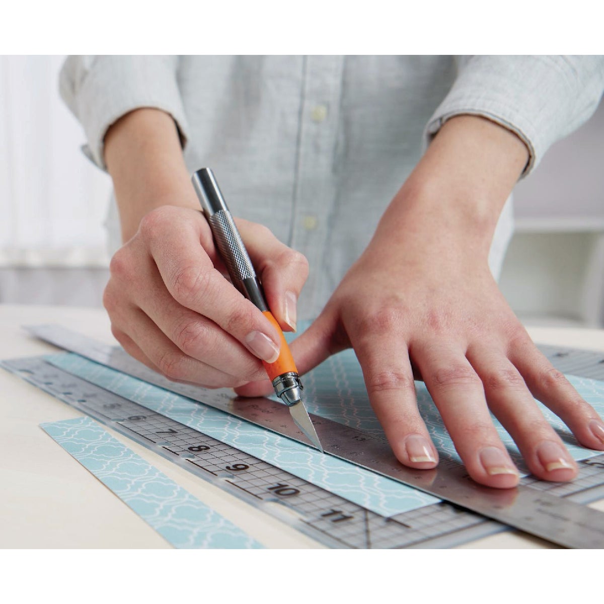 Fiskars SoftGrip Detail Knife Image 3